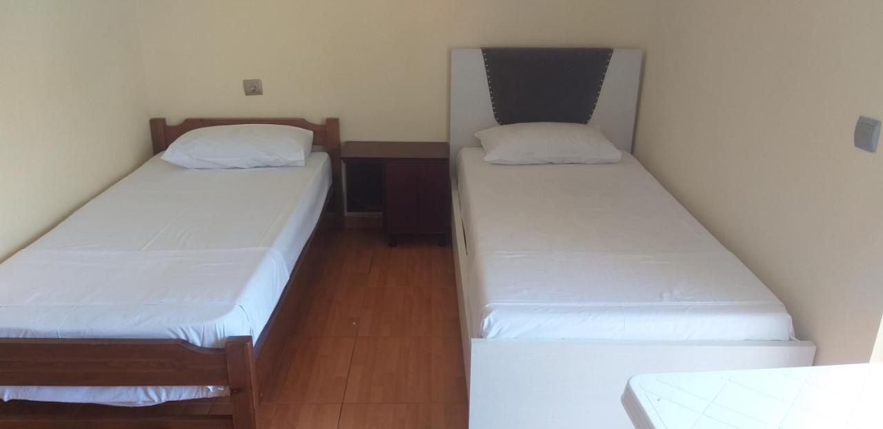 Holidays In Saranda Buitenkant foto